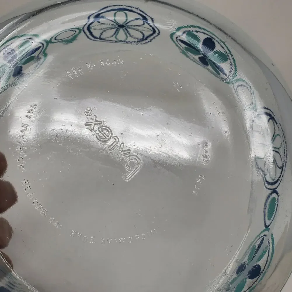 Vintage pyrex clear glass pinwheel flower power mixing bowl 7203 Great condition